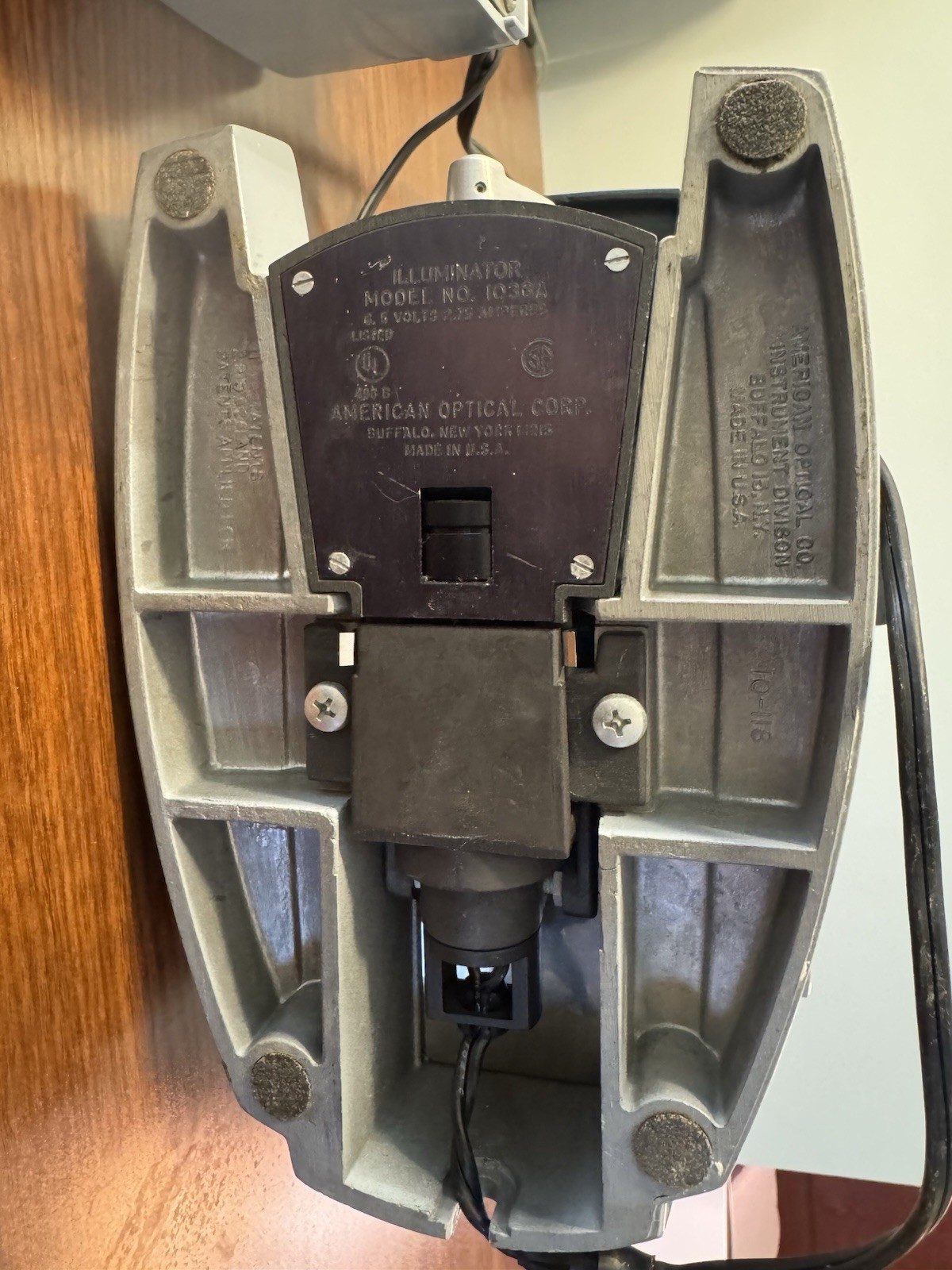 American Optical 1036A Spencer Microscope Illuminator w/ 1051 Transformer