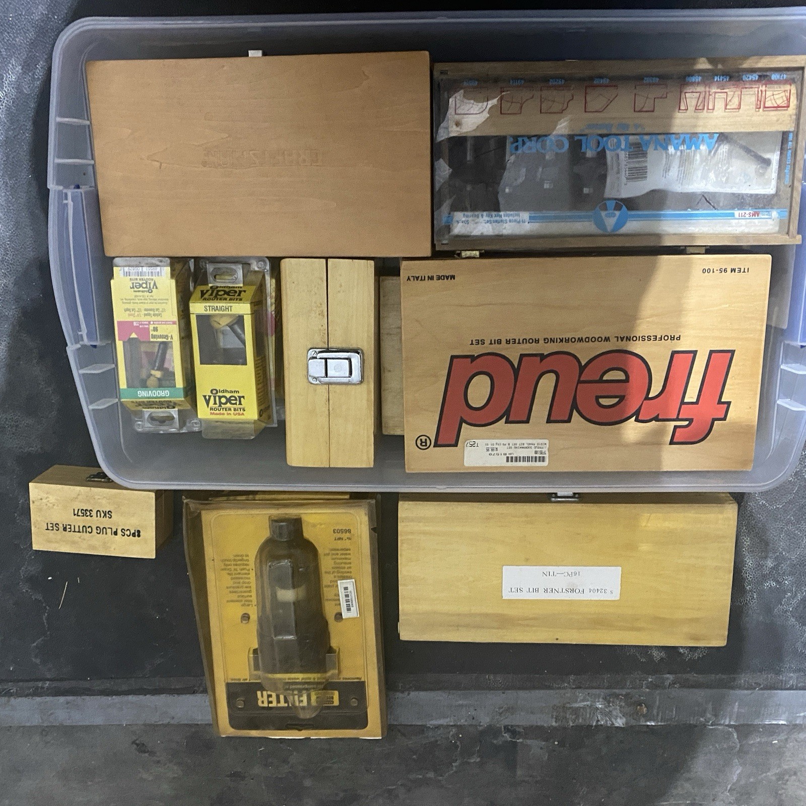 Router Bits & Accessories