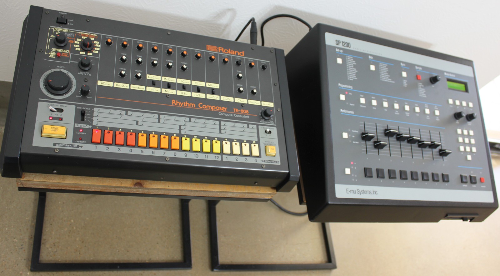 Akai MPC 3000 2000 XL Format SD Card Disk Drum Sample Library SP1200 Volume 1