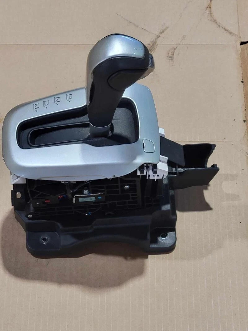 2013 Chevrolet Sonic 1.8L Automatic Transmission Floor Gear Shifter Assembly OEM