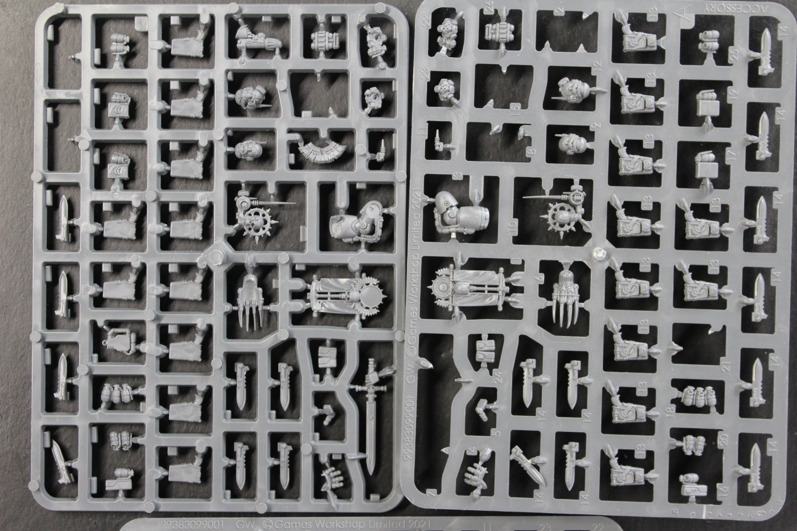 Legiones Astartes: Combat Force Accessories Sprues Partials