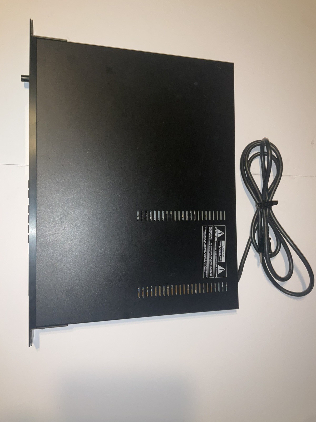 Roland U-220 RS-PCM Sound Module Rack Synthesizer