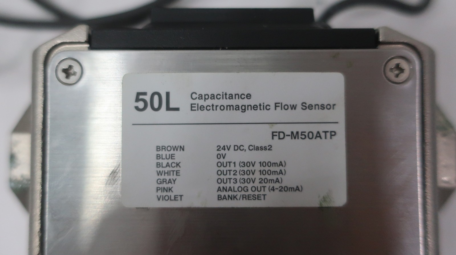 Keyence FD-M50ATP Capacitance Electromagnetic Flow Sensor 24v-dc
