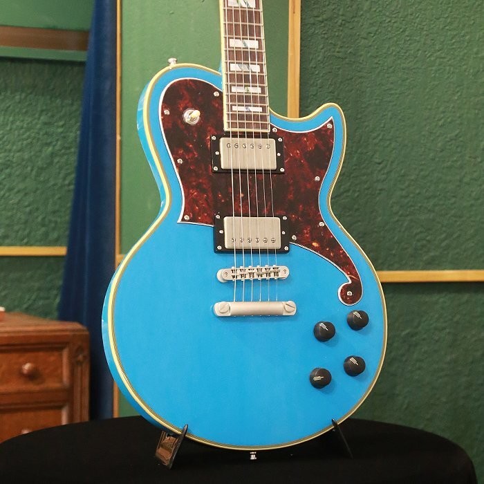 D'Angelico Deluxe Atlantic Niederauer, Sonic Blue 201683