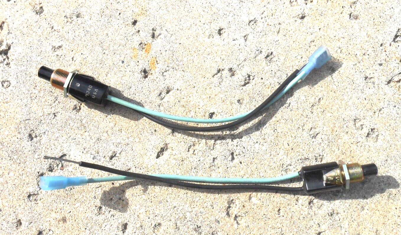(2)  Cole, Curtis...   key  Machine  Switches  9224 USA    3A 125VAC