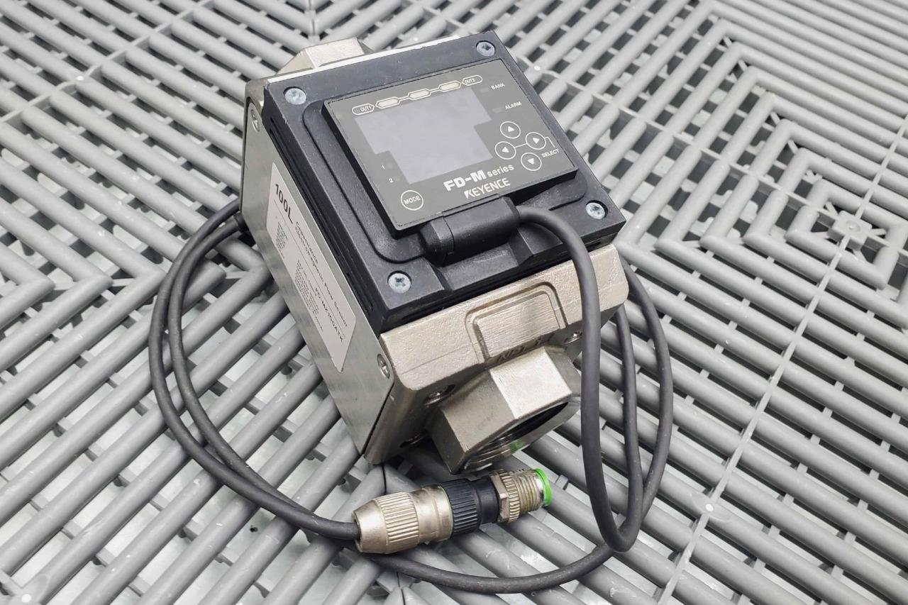 Keyence FD-MZ100ATK Capacitance Electrode Electromagnetic Flow Sensor 100L