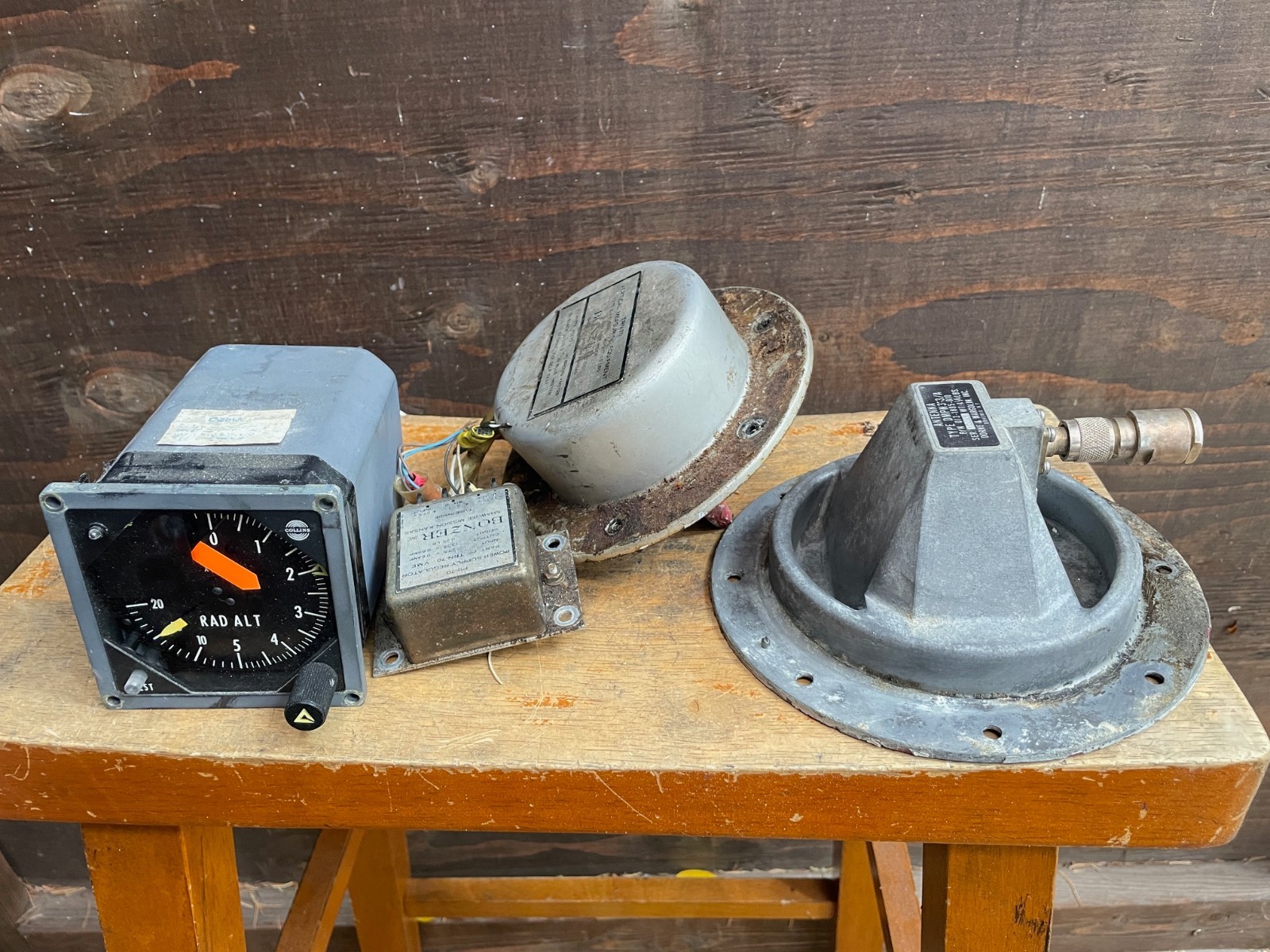 Bonzer radar altimeter system