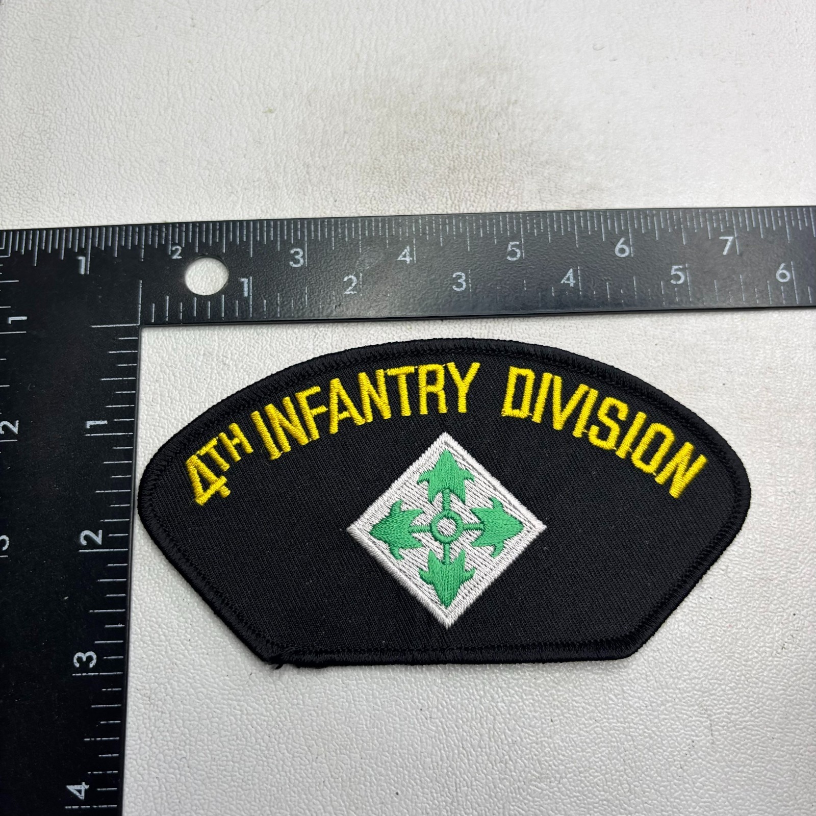 Military US Army 4TH INFANTRY DIVISION Embroidered Hat Patch 62X9