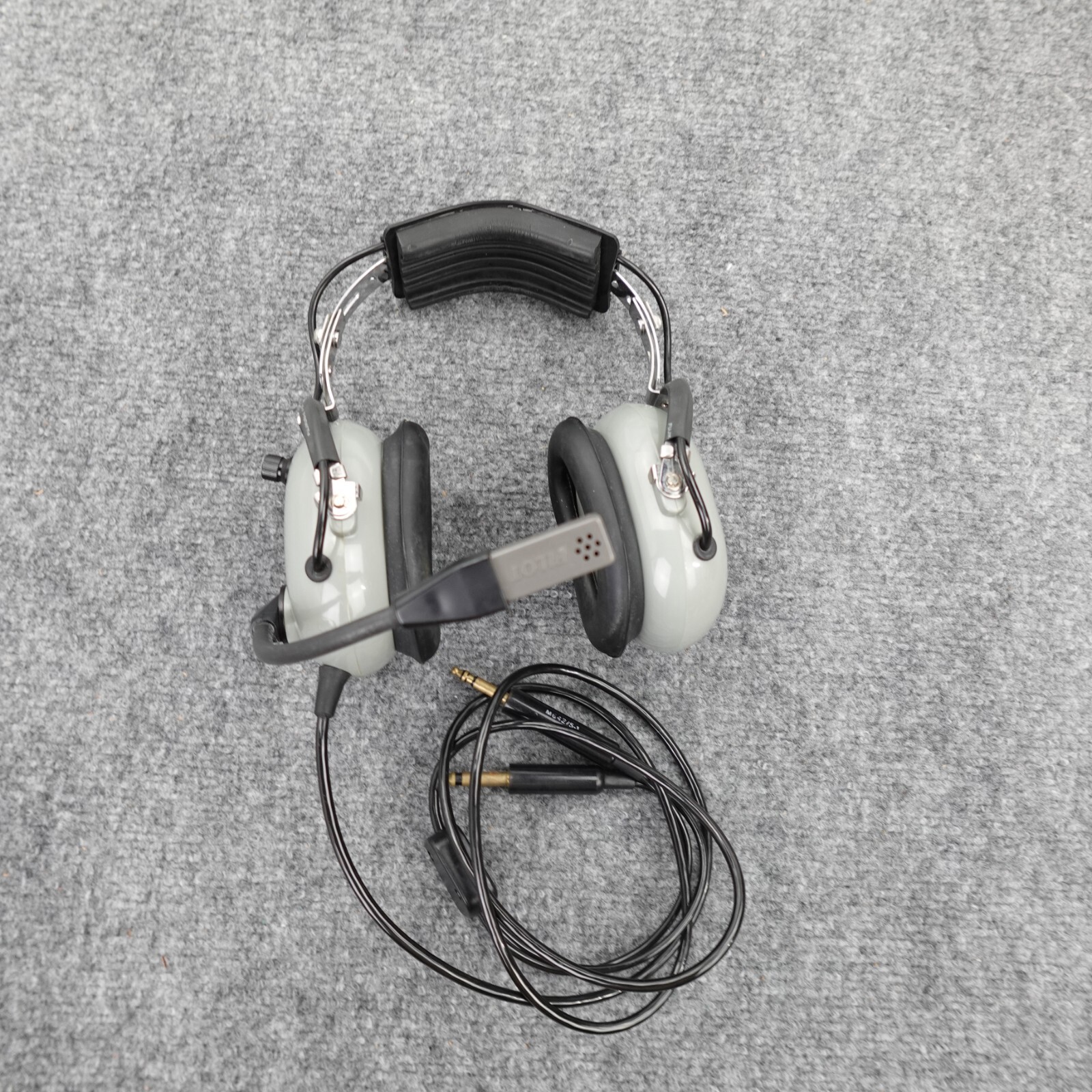 Aviall Pilot Headset Ryder Systems Avionics Wired Headphone Jack Over Ear PA-1