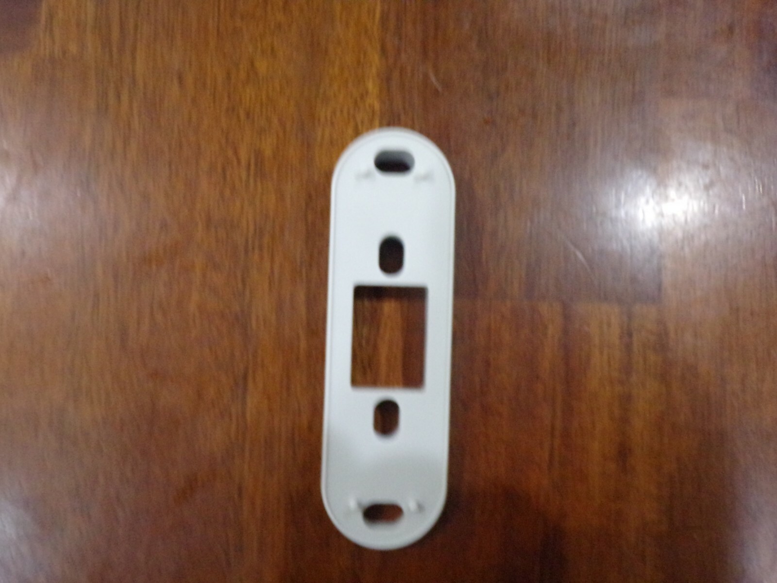 Simplisafe 4 hole 6 Deg Up/Down Doorbell Wedge..