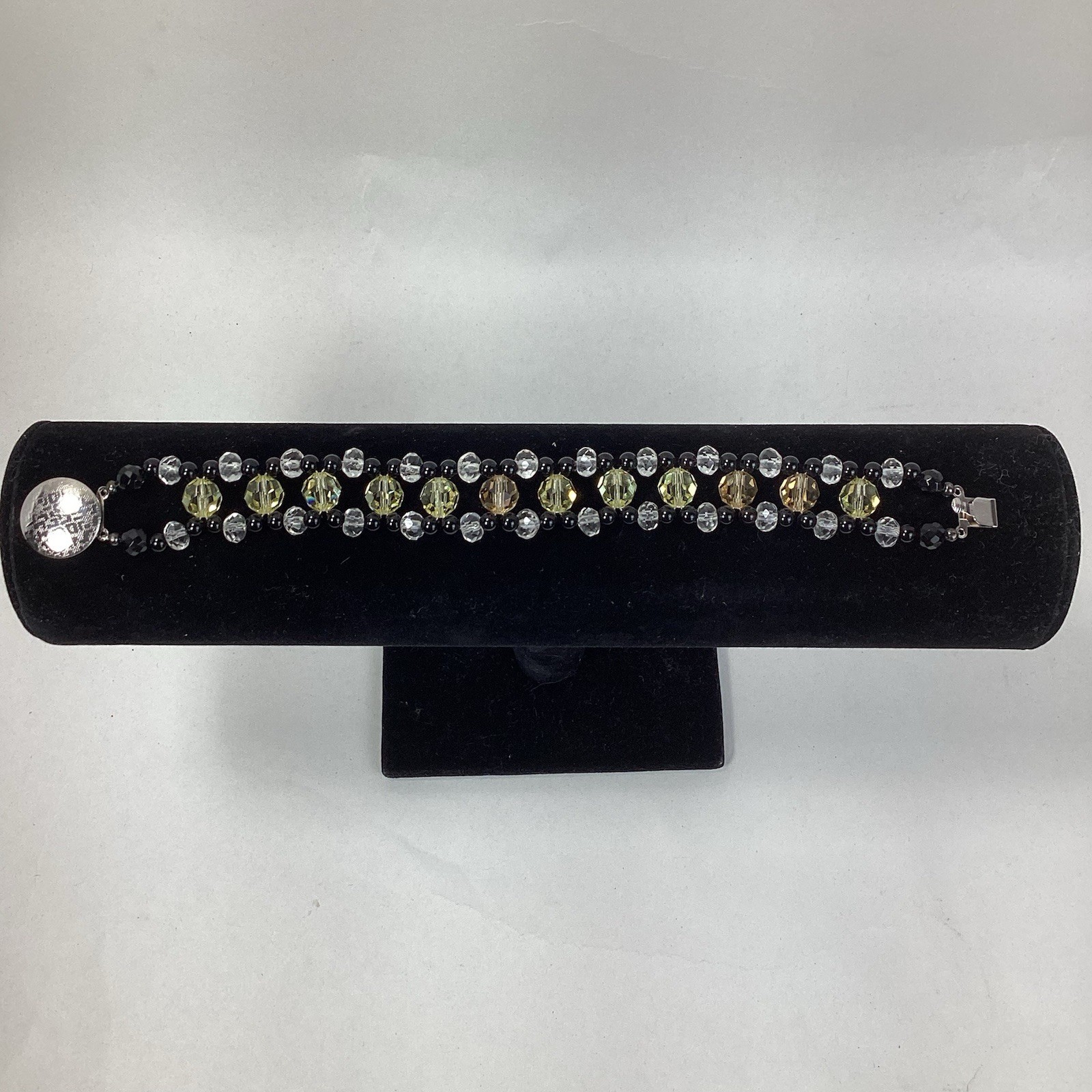 Black And Crystal Beads Bracelet With Push Lock Clasp 7 Inches Long Item #3