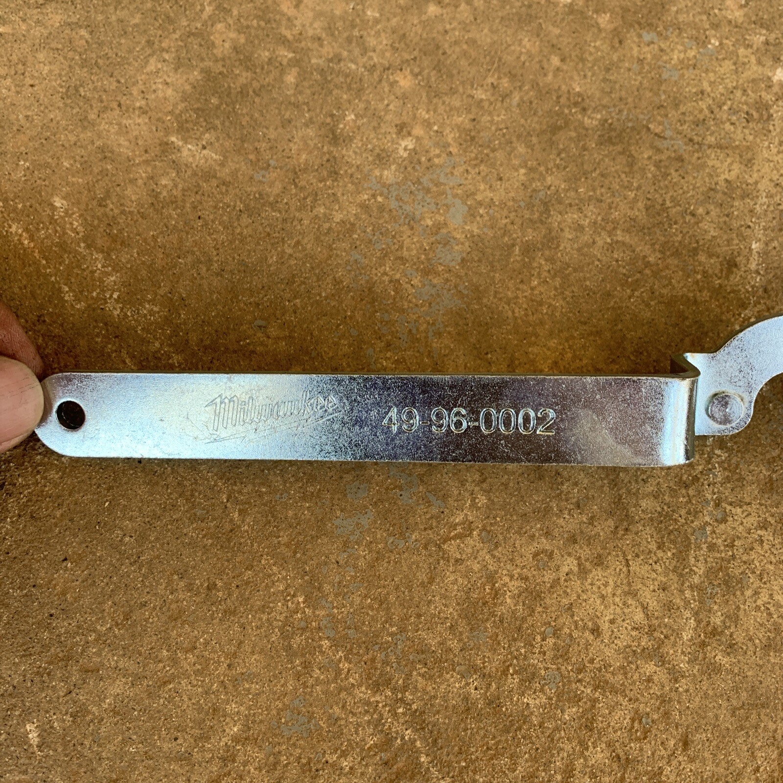 Milwaukee grinder spanner wrench 49-96-0002 grinder
