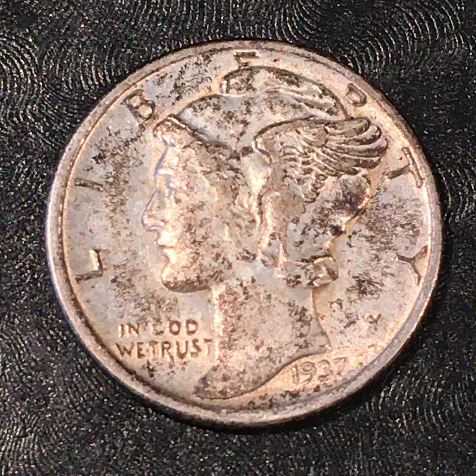 1937 Silver Mercury Dime - High Quality Scans #M411