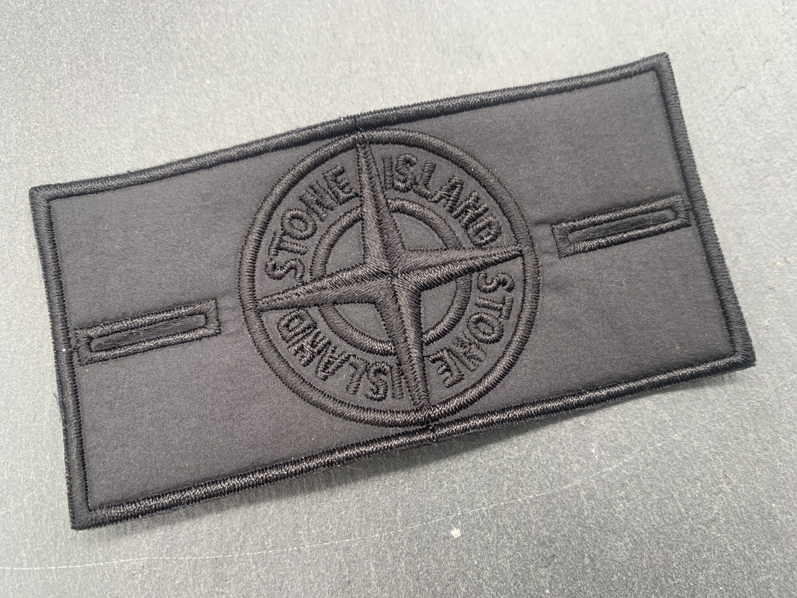 UNTRACEABLE!!!! STONE ISLAND SHADOW