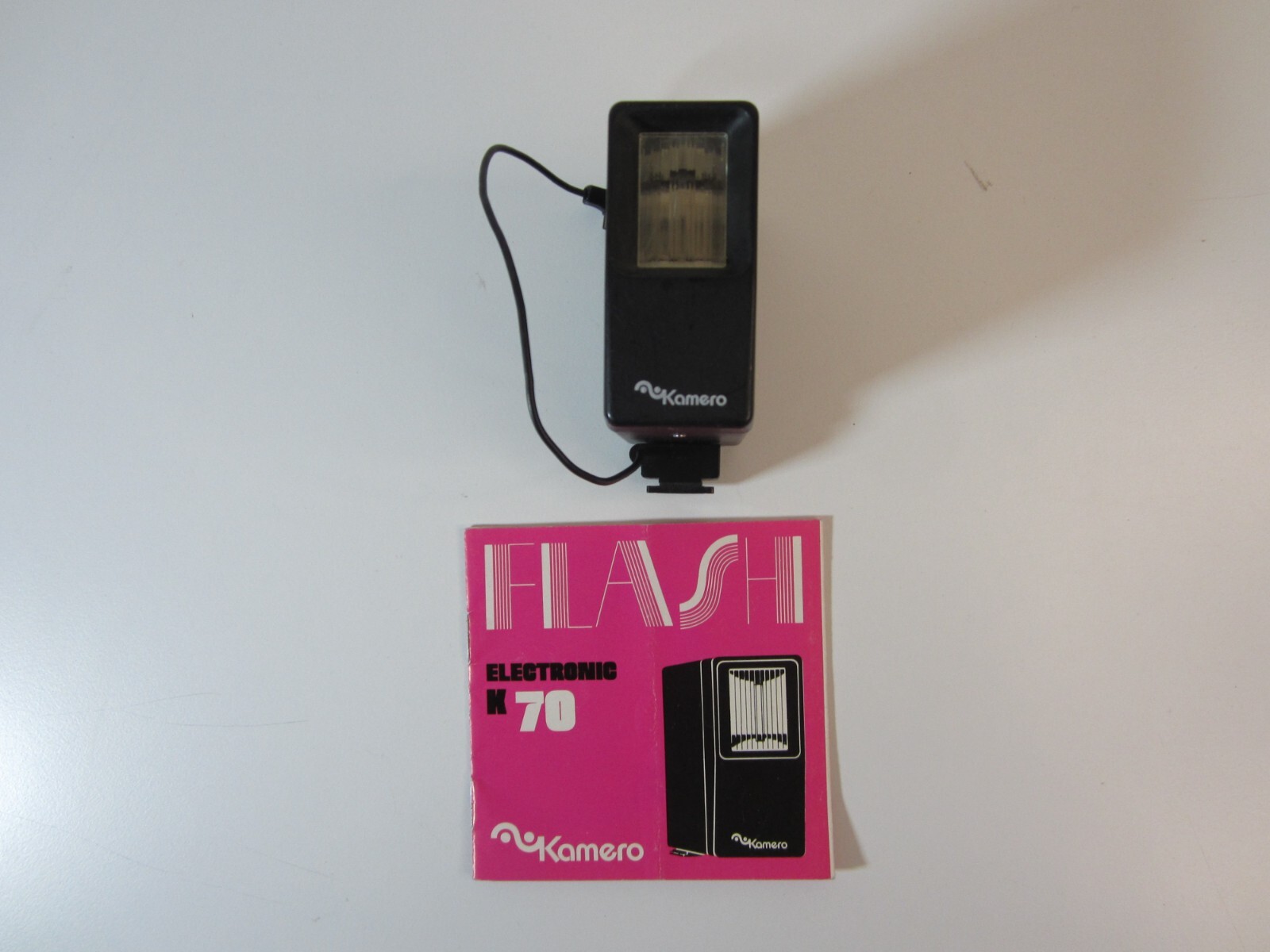 KAMERO K70 Compact Electronic FLASH 80411.11.0 63 Tested