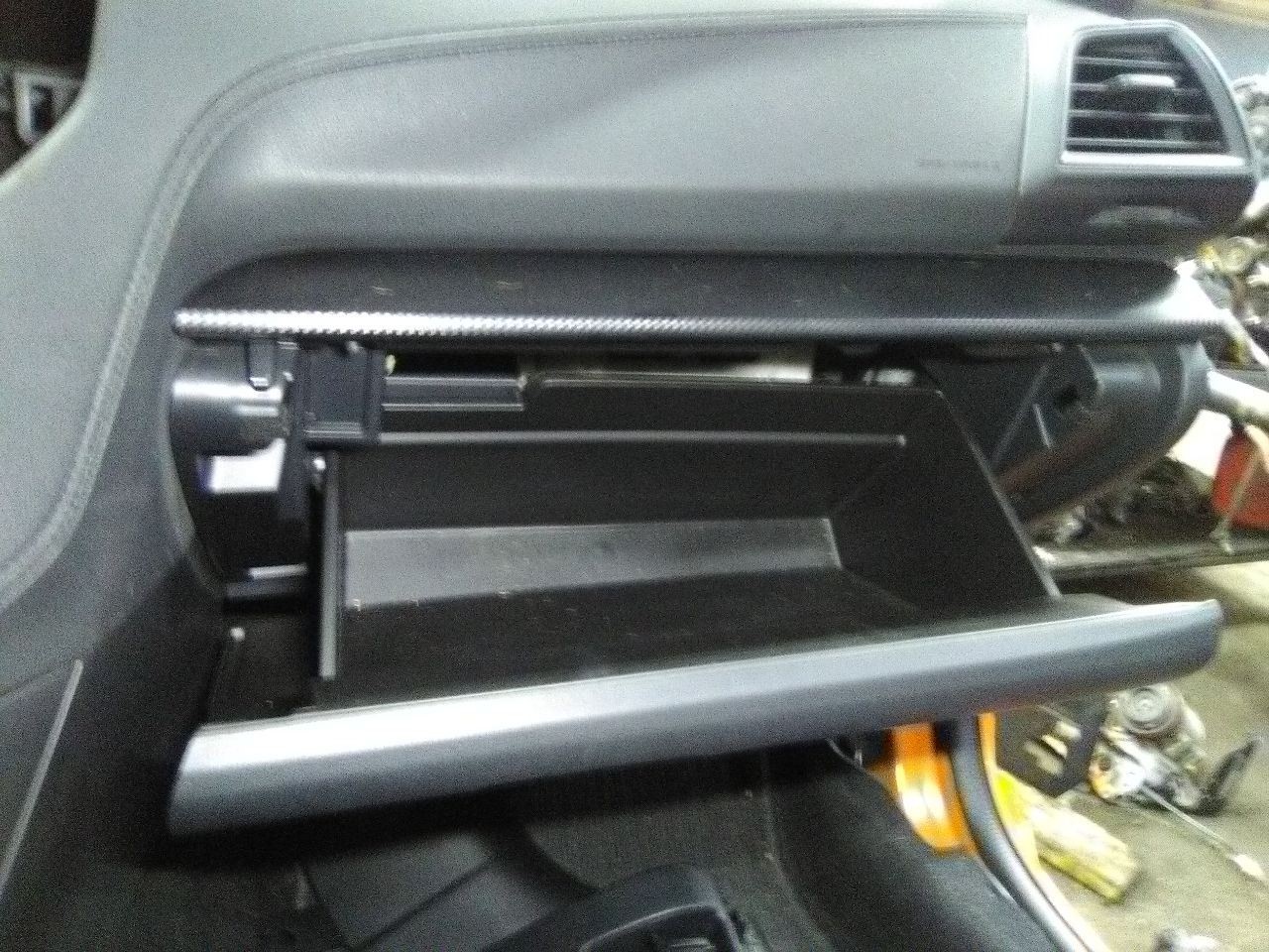 19 Subaru Crosstrek Glove Box