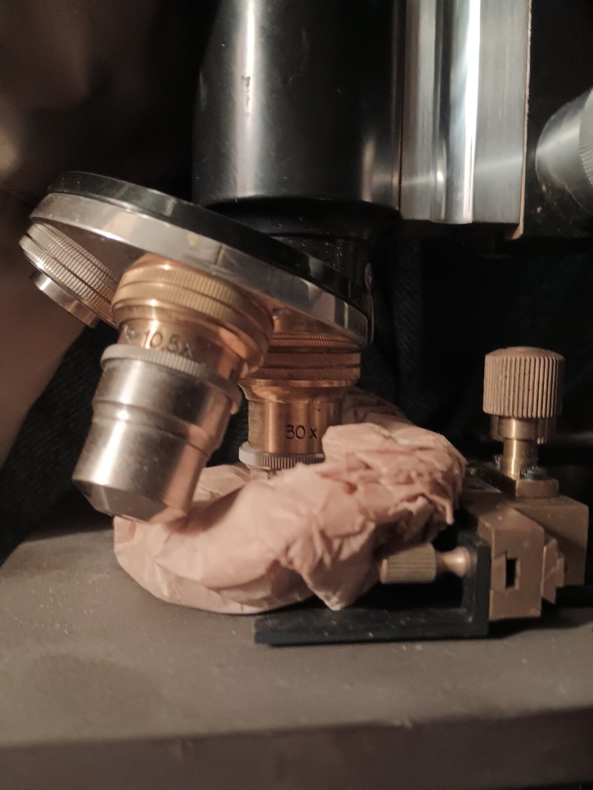 Vintage laboratory microscope KOSMOS STUTTGARD Model 2106 Germany.