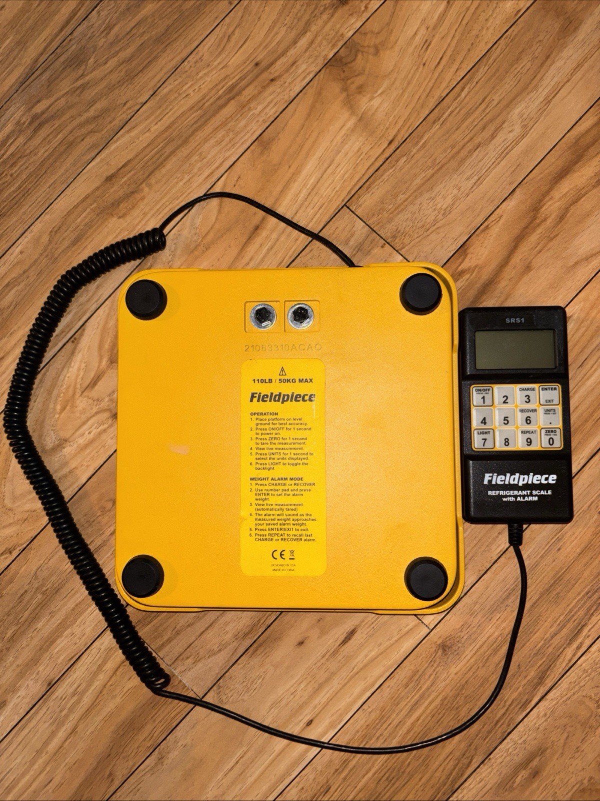 FIELDPIECE REFRIGERANT SCALE W/ALARM 110LB MODEL # SRS1