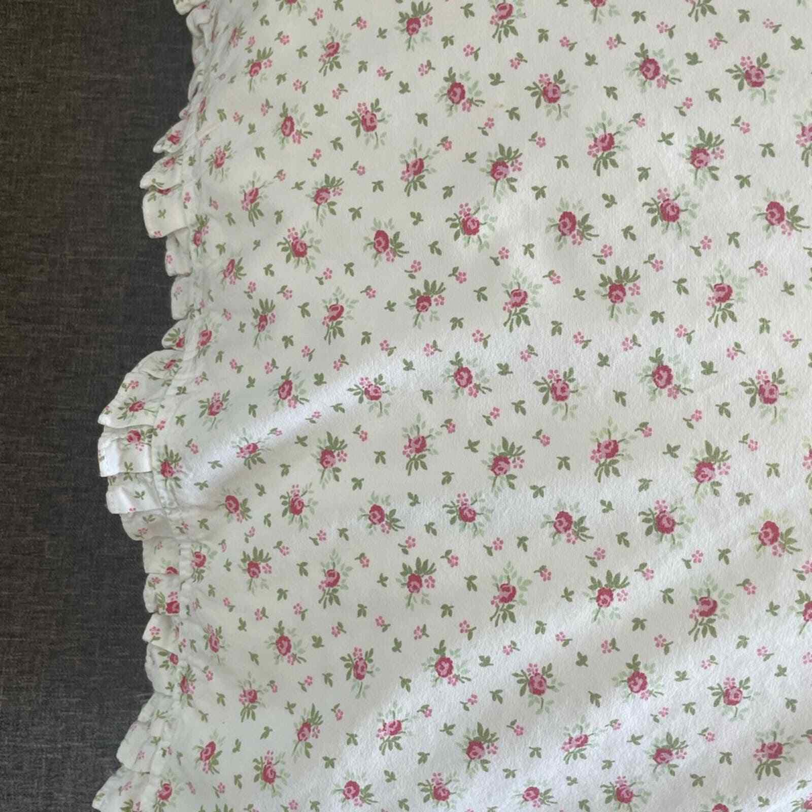 Vintage flowered ruffled pillowcase