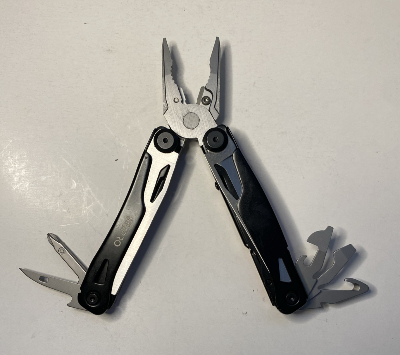 SIUPRO Multi Tool Folding Pliers with Sheath Compact Utility Tool Pink