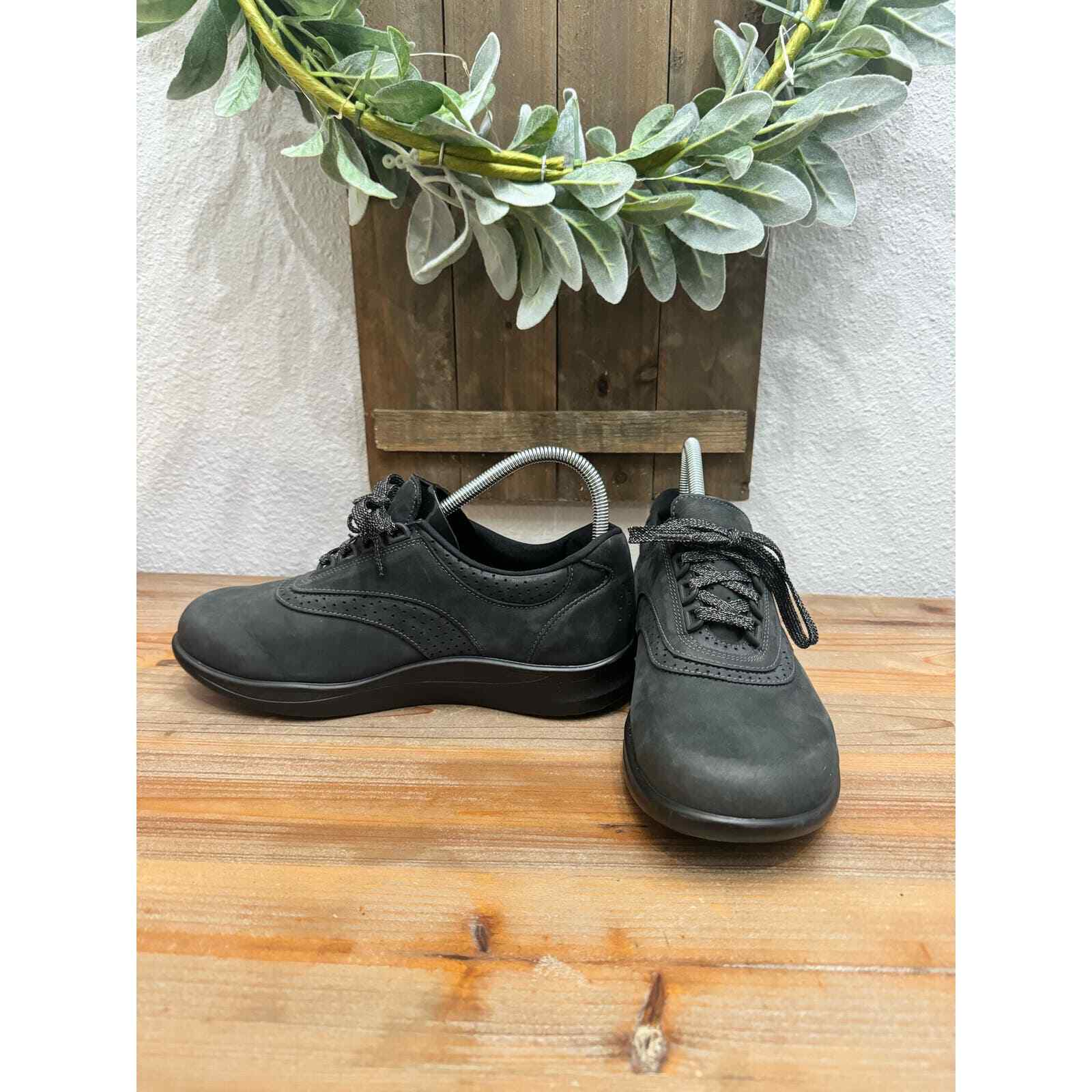 SAS Walk Easy Gray Nubuck Lace Up Sneakers Size 8WW