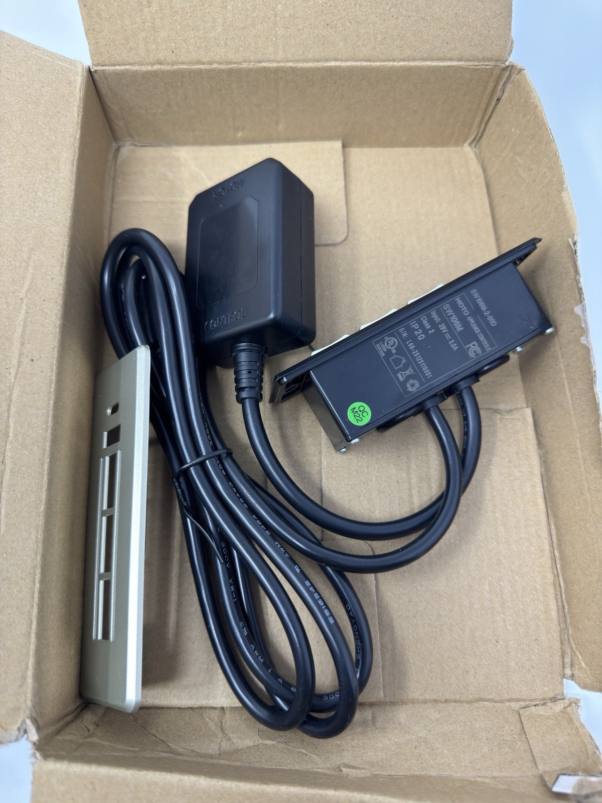Recliner Sofa USB  Moto Appliance Control Model: SW106M-E Power