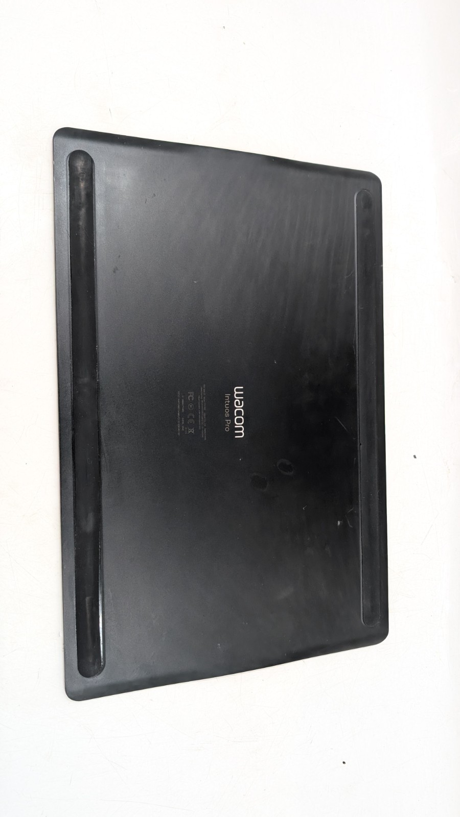 Wacom Intuos Pro Creative Pen Tablet PTH860 *AS IS* EB-20213