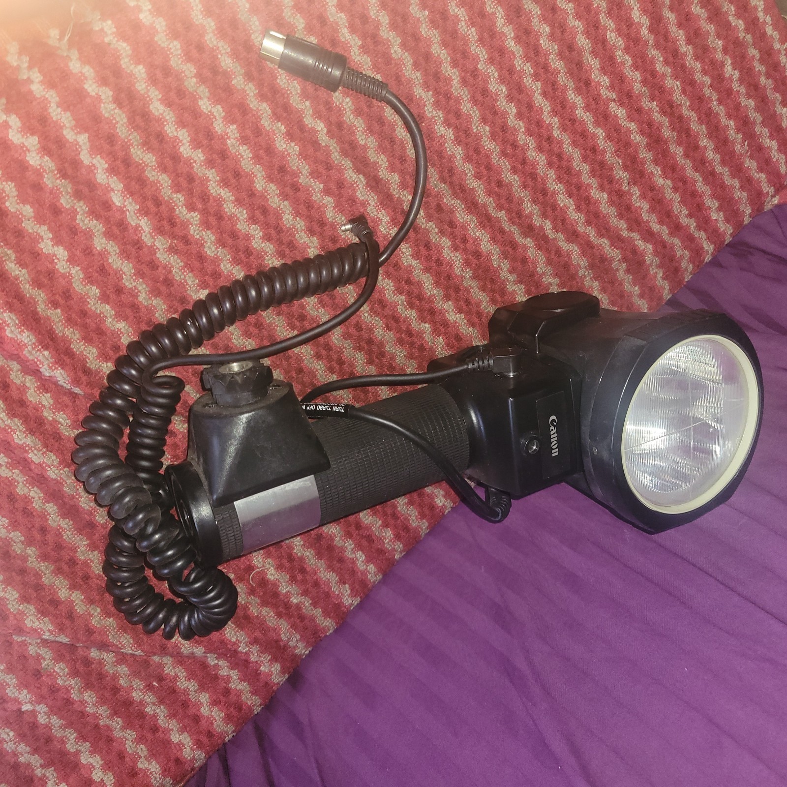 Canon Speedlite 480 EG  Flash Gun  + Diffuser  Free 2 Ship