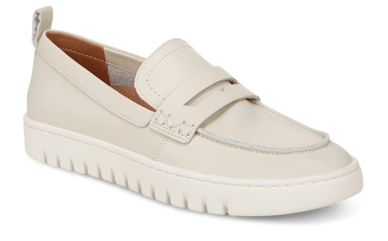 Vionic Uptown Cream Leather Slip-on Loafer Women's sizes 5-13/NEW! MEDIUM