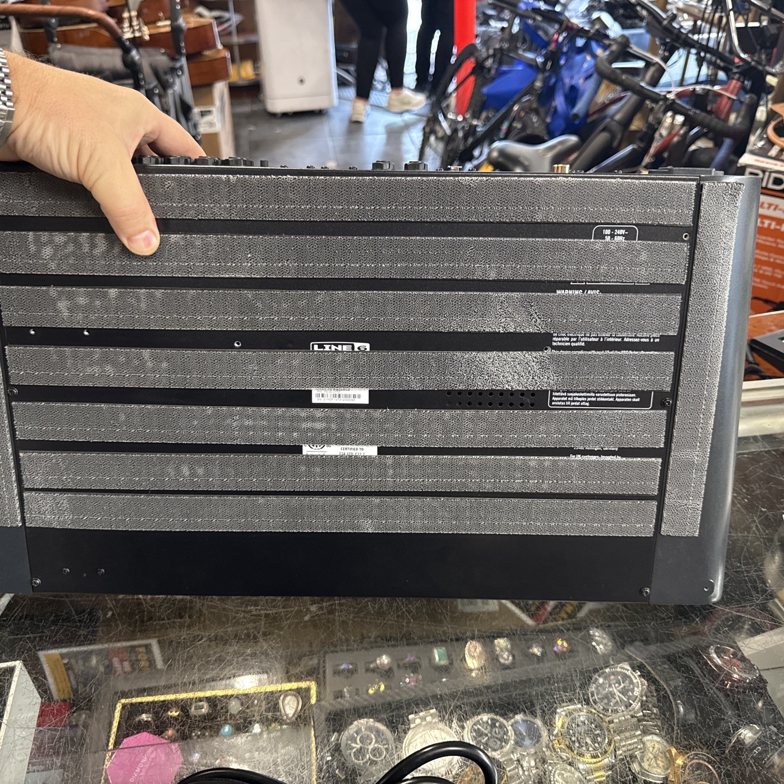 Line 6 Helix Floor Digital Multi-Effects Floor Processor With Cord