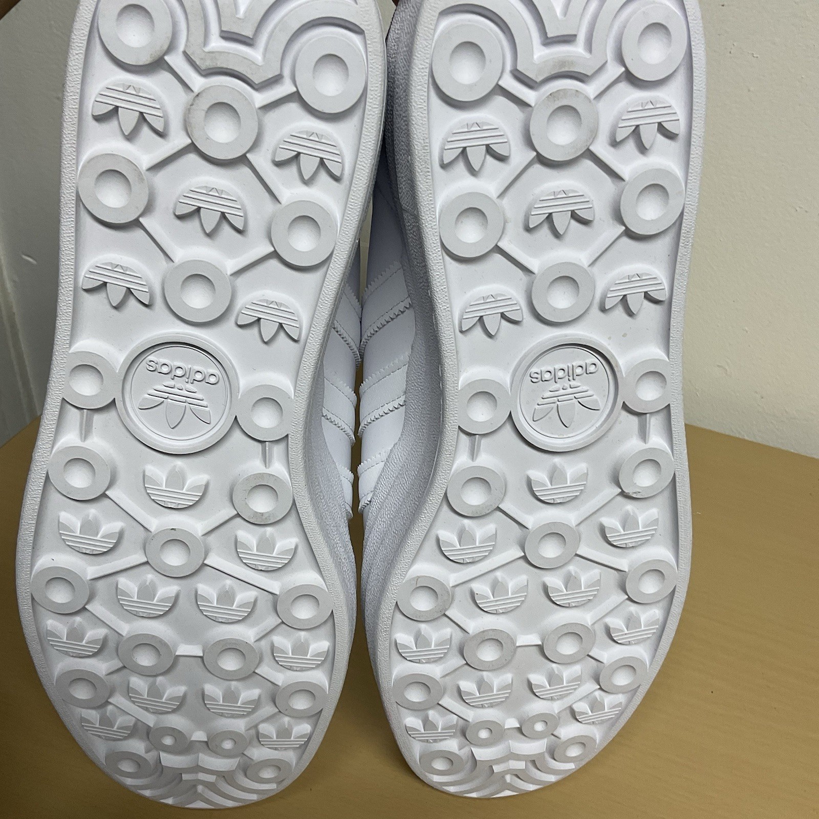 Adidas Gazelle Bold Womens Platform Sneakers White IE5130 Sz 10.5 ^^