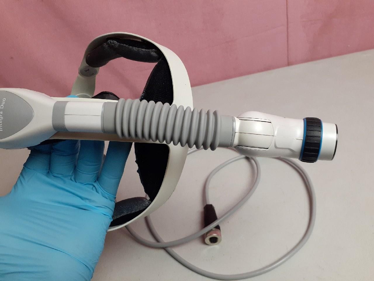 Integra LED Duo 90600 Medical Surgical Headlight Headlite System Battery Operate