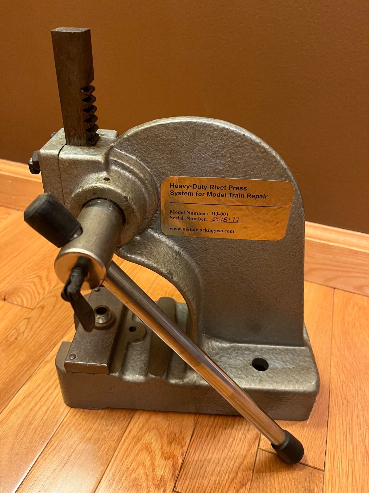 Heavy Duty Cast Iron Arbor Press for Model Train Repair (Model HJ-001)