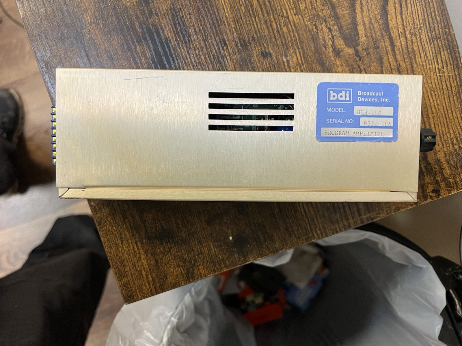 Broadcast Devices Inc. (BDI) HLR-100 Program Amplifier. Tested. Good Condition