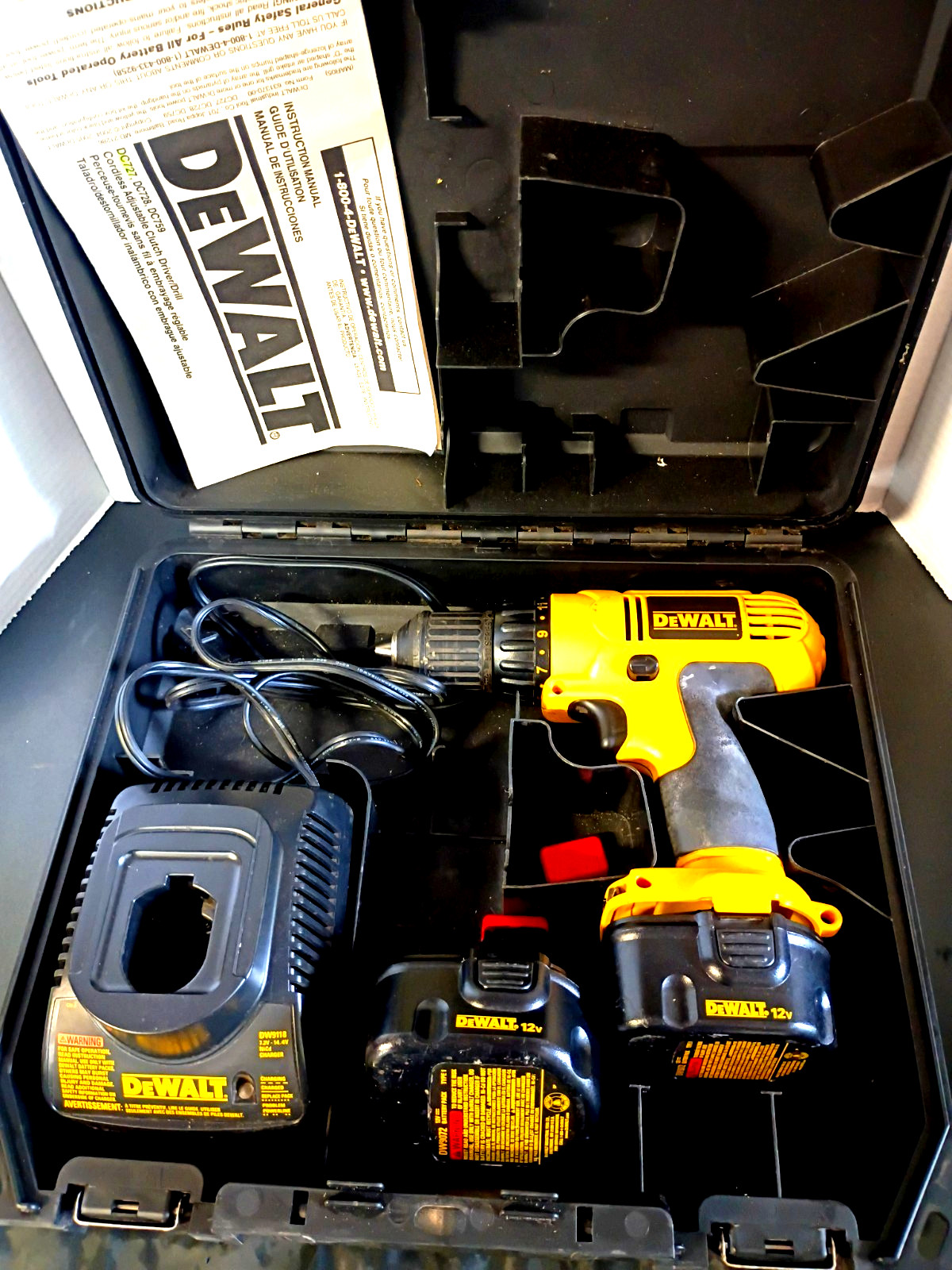 DEWALT DC727 3/8" Cordless Drill/Driver with 2 Batteries and Charger/Case