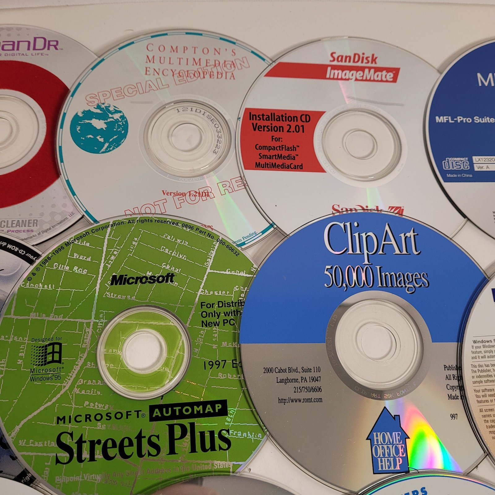 PC Software and Installation Media Lot Microsoft Windows, Family Tree 37 Discs