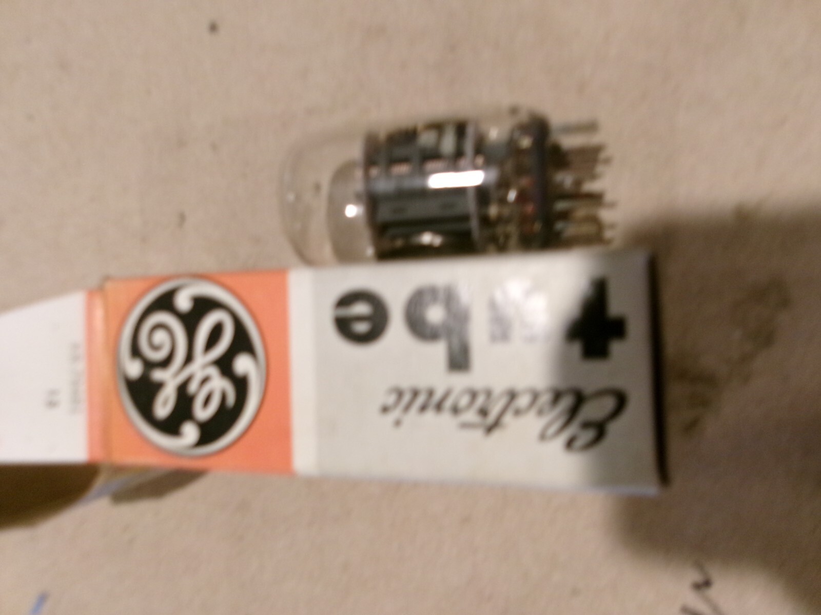 OEM VINTAGE ELECTRONIC TUBE GE 6BD11