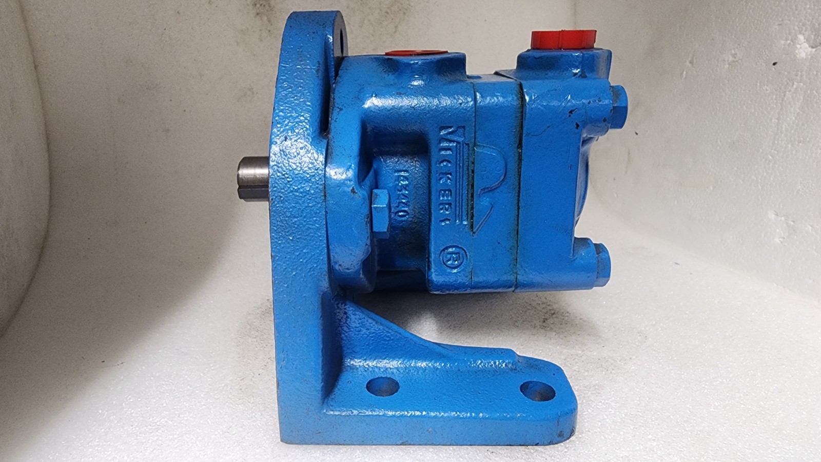 Vickers Vane Pump V114351C10 Quick Ship NOS