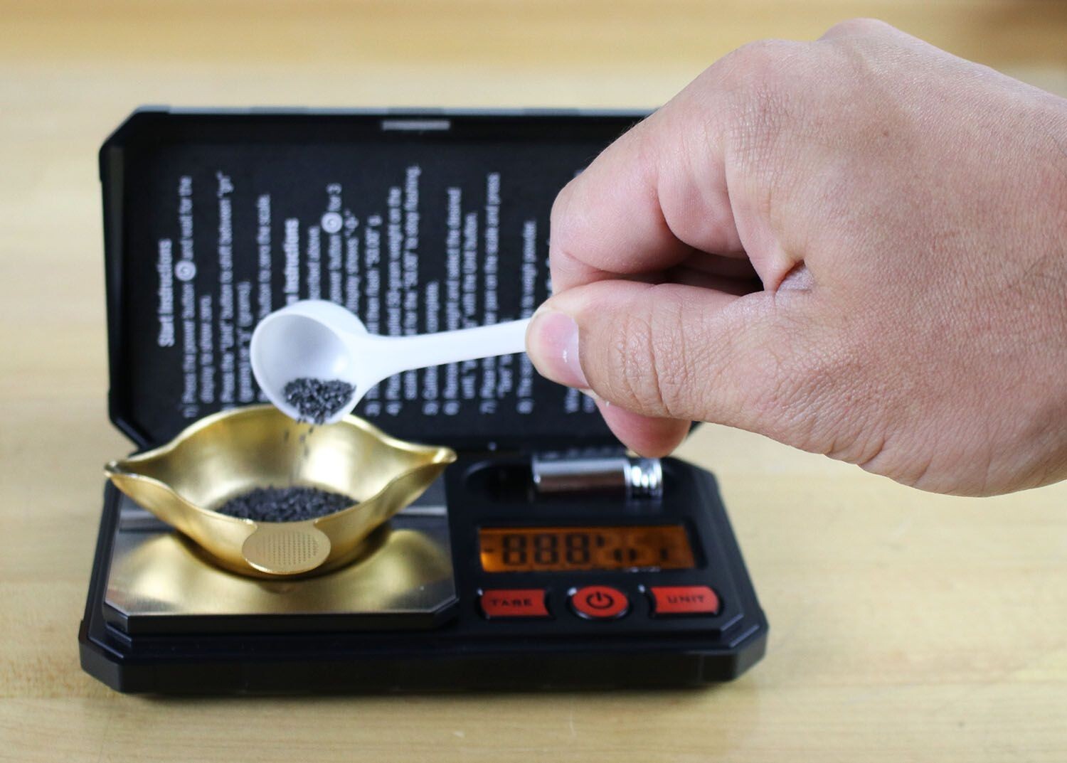Lyman® Digi-Touch™ 1500 grain Electronic Scale, Bright LED display