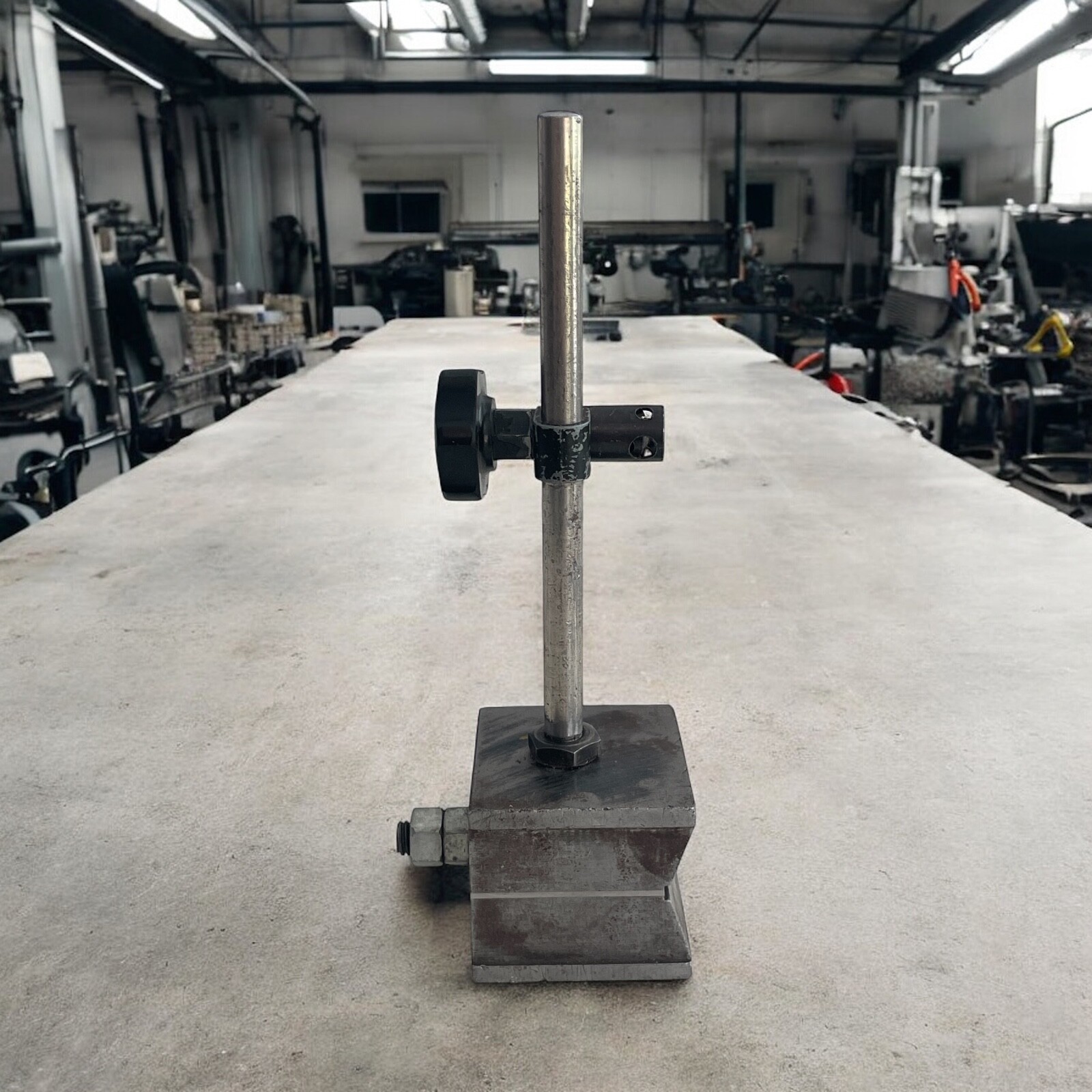 Magnetic Base With Indicator Holder