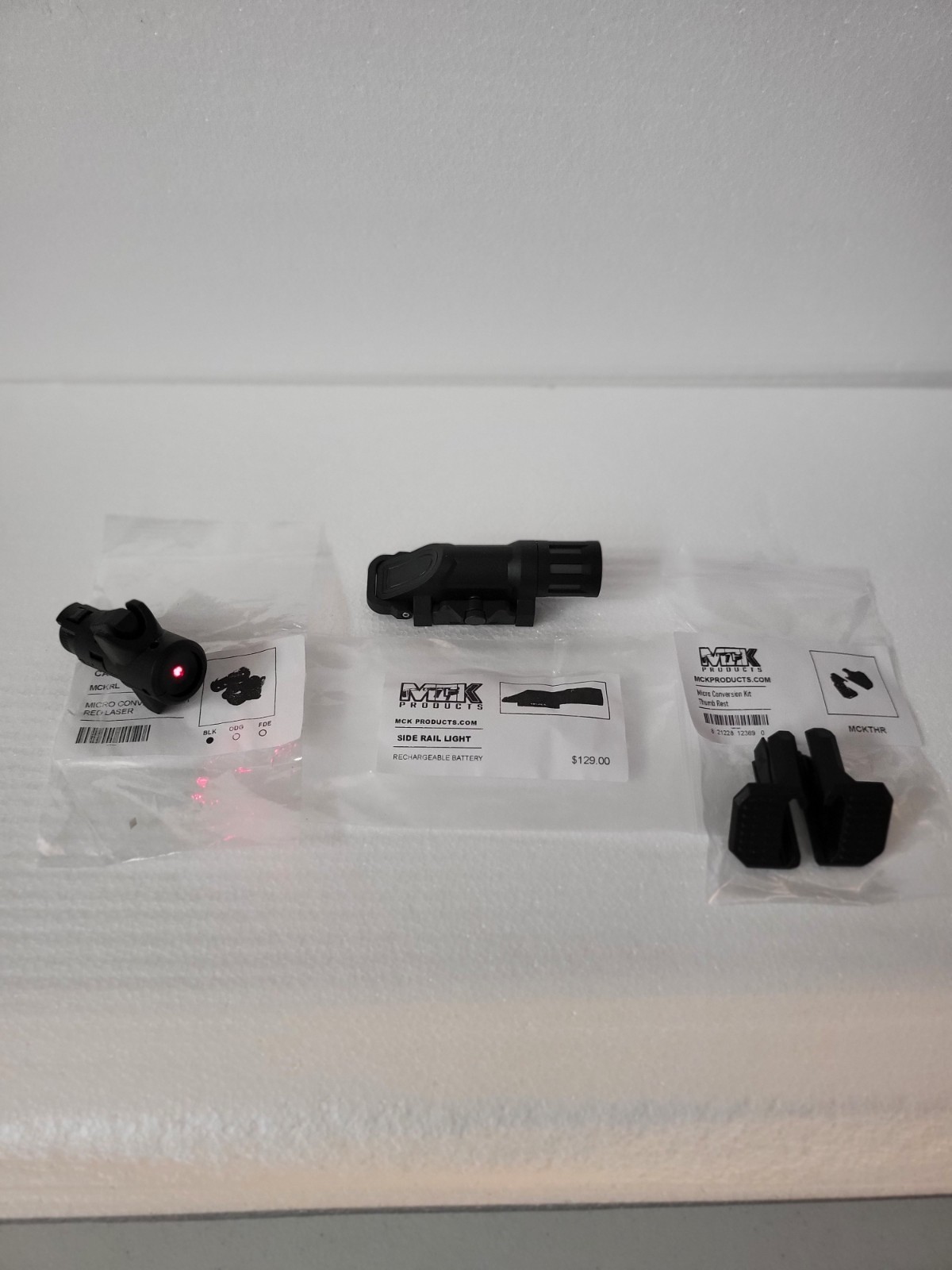 MCK FLASHLIGHT TARGET PACK SIDE MOUNT FLASHLIGHT+ LASER +THUMB REST