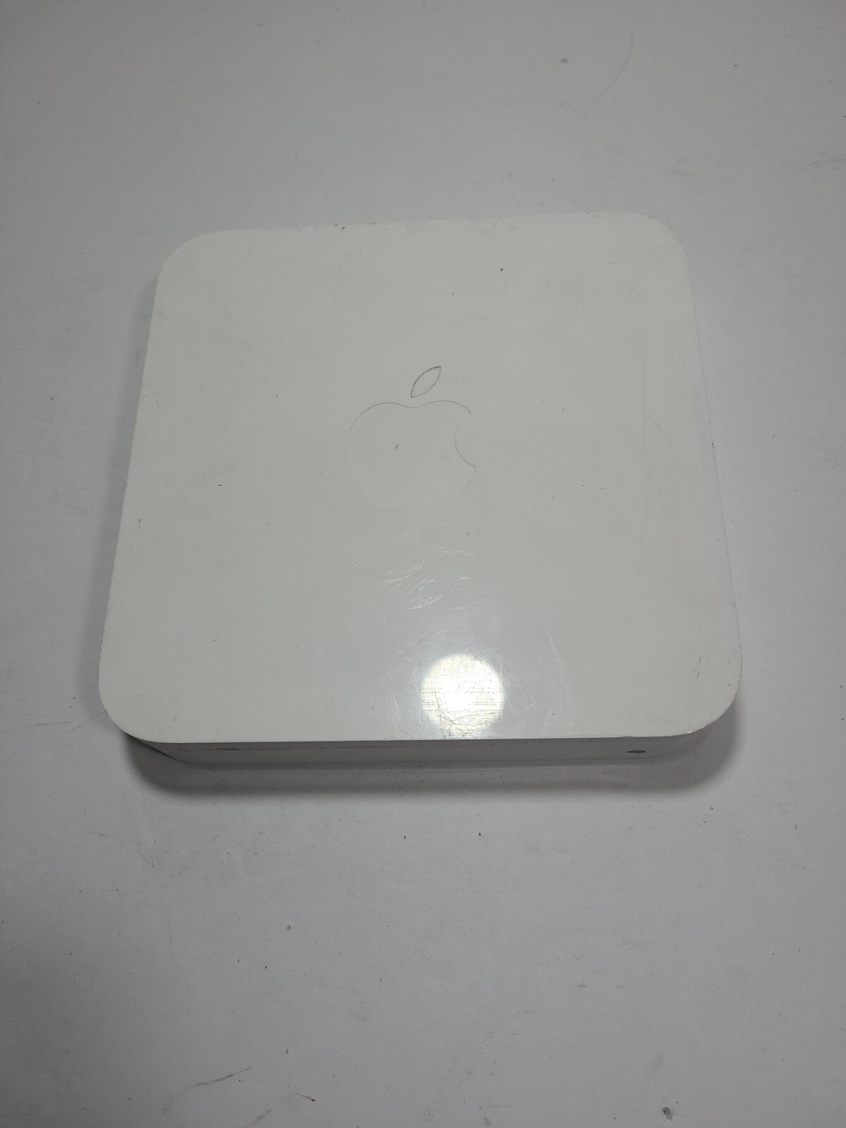 Apple Airport Extreme Base Station A1354 WiFi Router No Cords --  Router Only