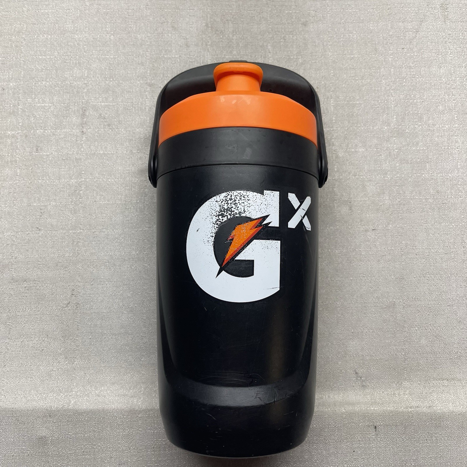 Gatorade Gx 64oz Water Bottle - Black W/Fence Hook