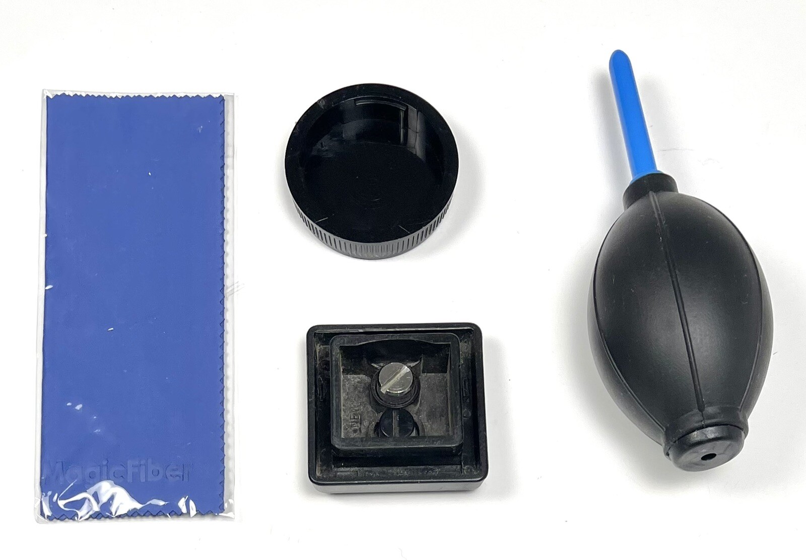 Random Lot 4 Camera Photography LENS CAP & ACCESSORIES Olympus Microfiber Bulb