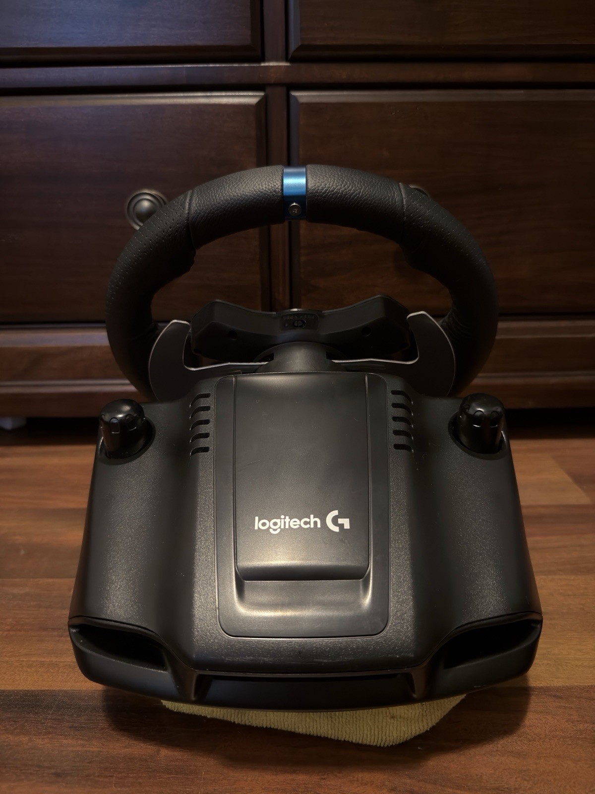 Logitech G29 Driving Force Racing Wheel & Pedals Set PS5 PS4 PS3 and PC.