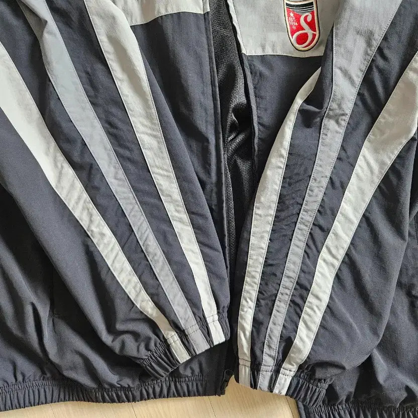 Supreme Umbro Collaboration Track Jacket L Size Official