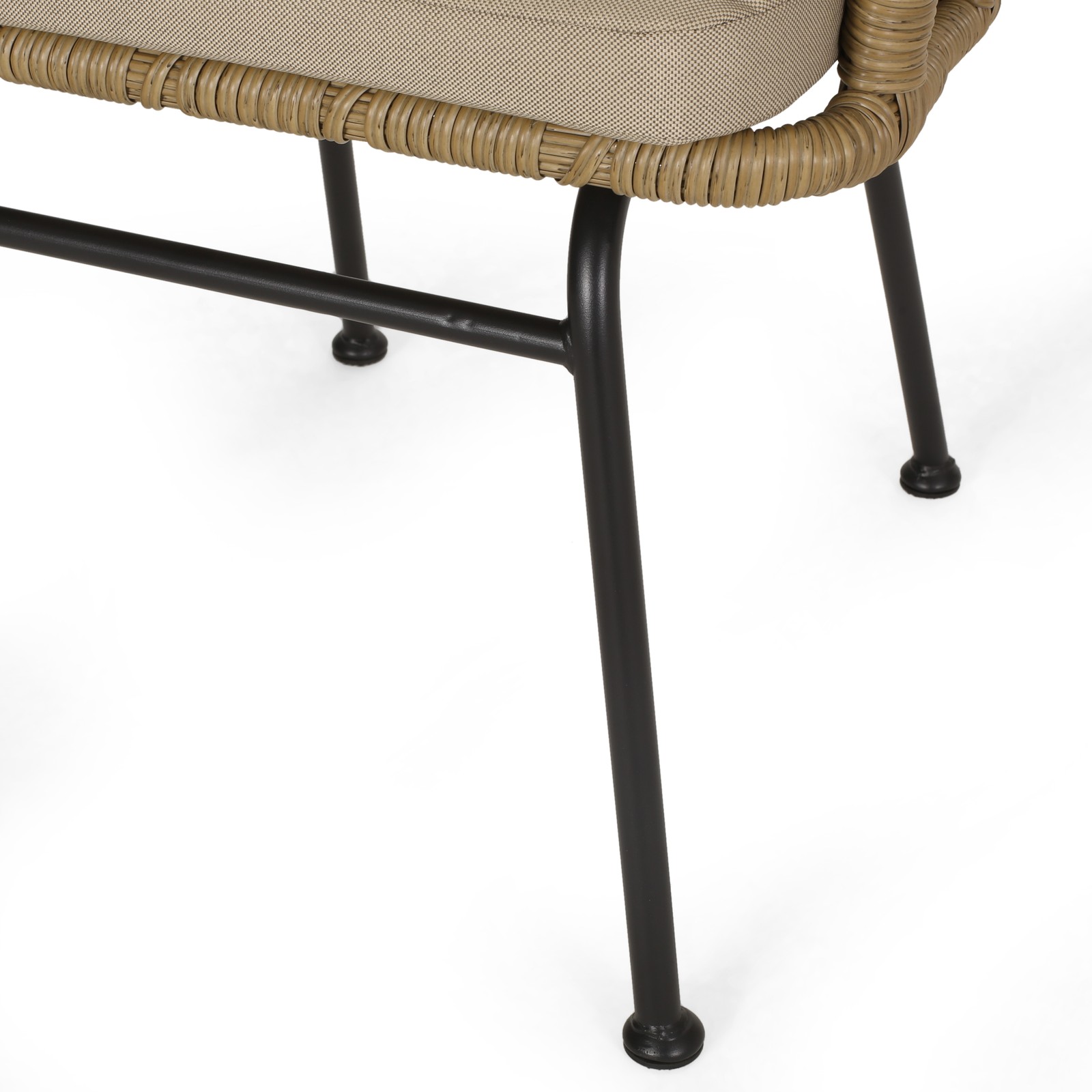 Modern PE Wicker Chair with Water-Resistant Cushion, Tub-Shaped Design