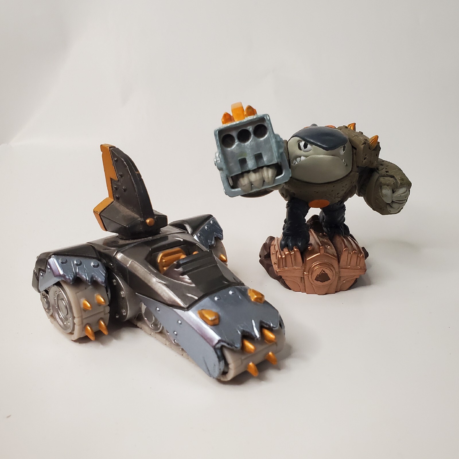 Shark Tank 87554888 Shark Shooter 87542888 - Skylanders Superchargers (Lot x2)