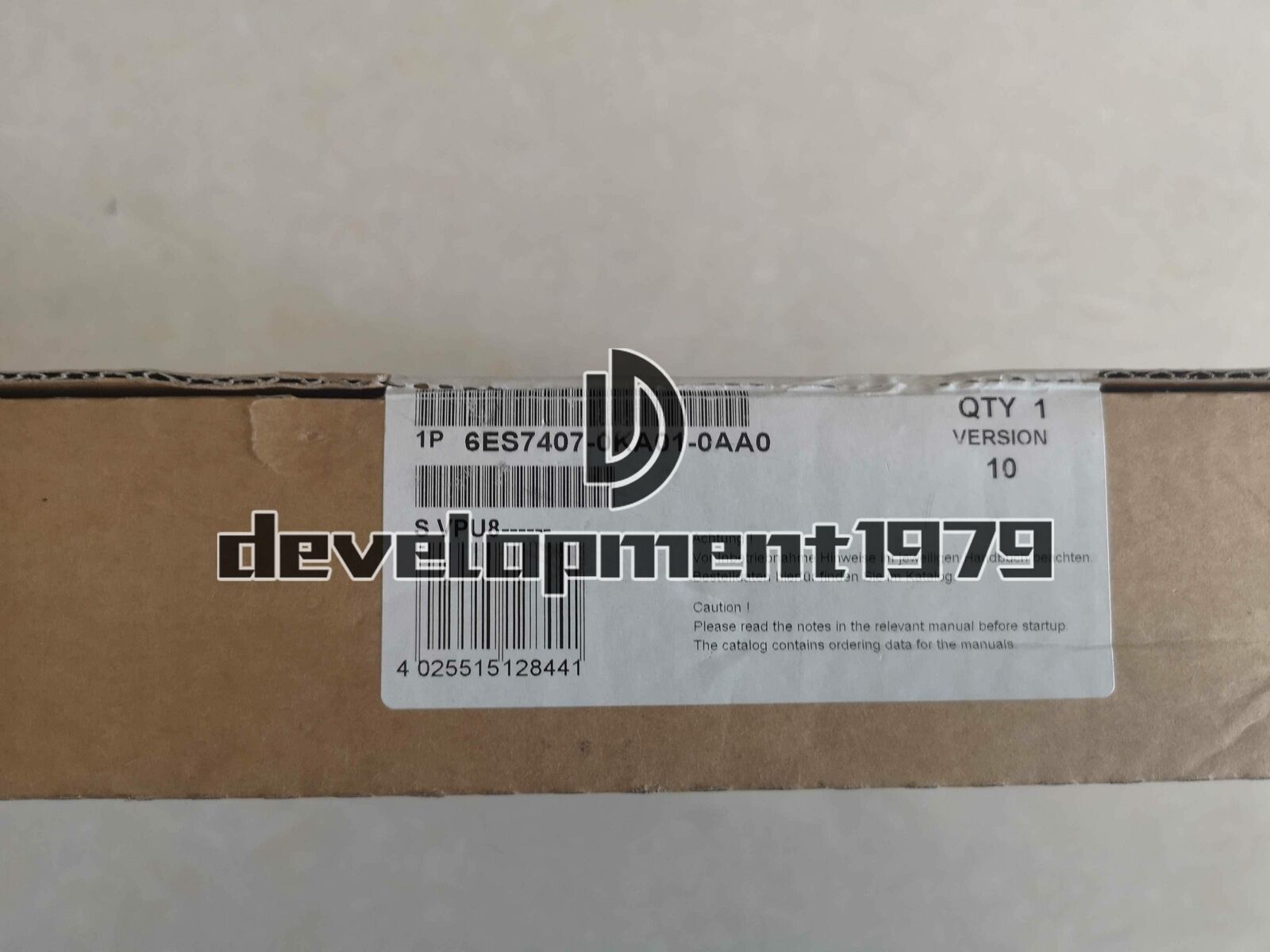 One New Siemens Plc 6ES7 407-0KA01-0AA0 6ES7407-0KA01-0AA0
