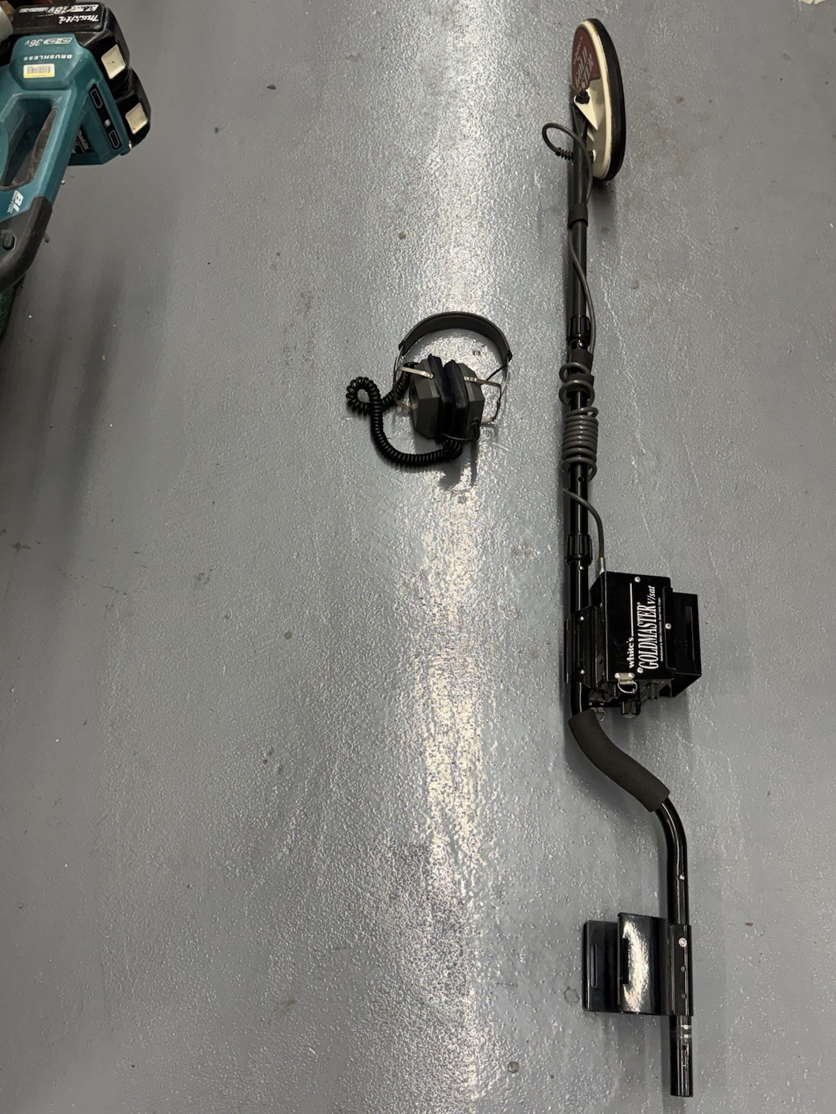 Whites Gold Master V/sat Metal Detector
